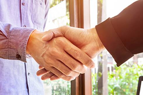 Financing agreement between a homeowner and JR Michalski staff
